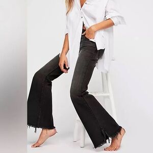 We The Free Black Ash Vintage Flare Raw Split Hem Jeans Size 28 Bohemian!